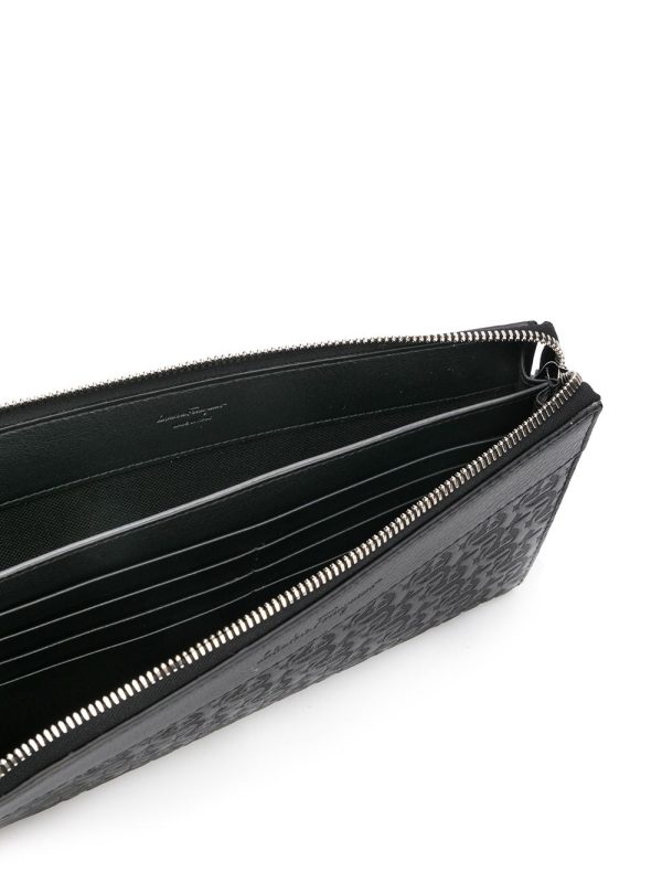 Ferragamo Gancini-embossed pouch - Image 5
