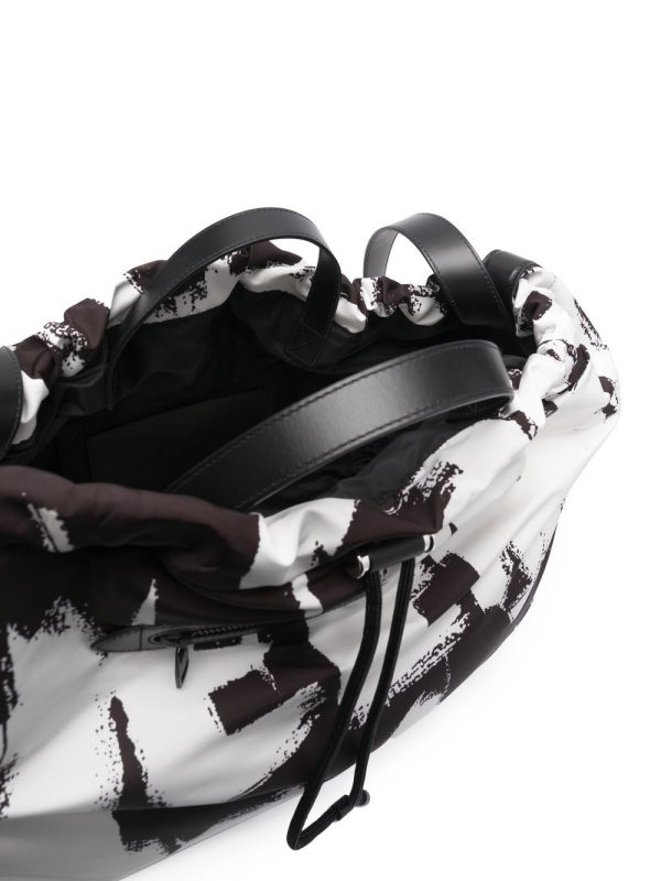 Alexander McQueen graffiti logo-print tote bag - Image 2