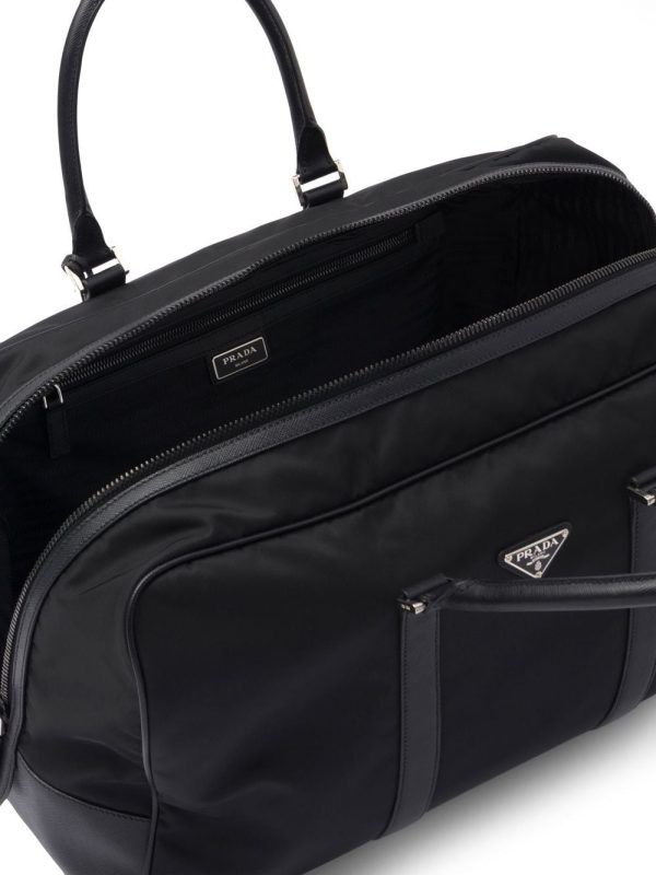 Prada triangle logo-patch duffel bag - Image 5