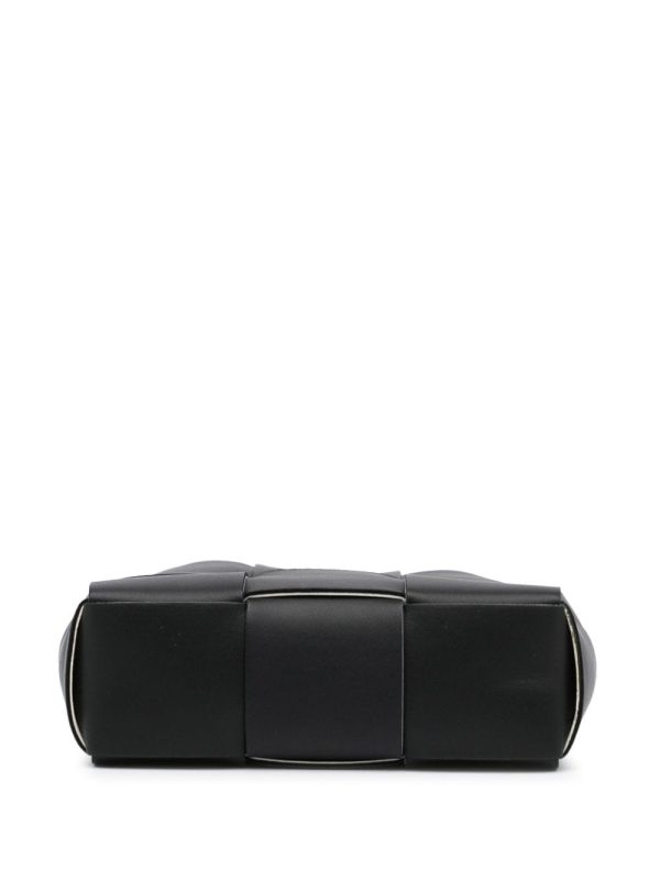 Bottega Veneta   Maxi Intrecciato mini Arco handbag - Image 5