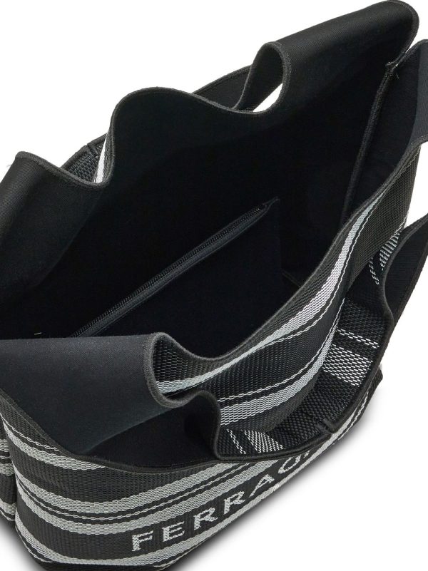 Ferragamo logo-print braided tote bag - Image 6