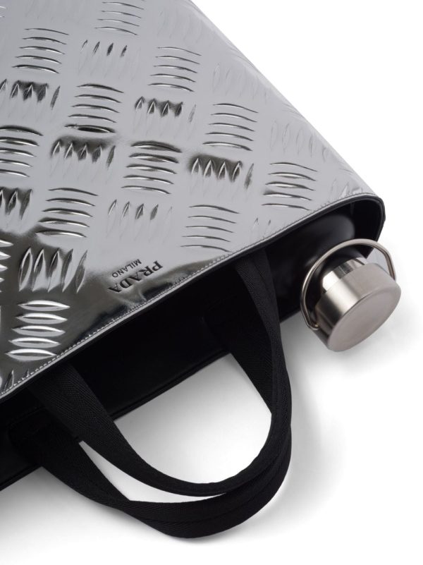 Prada textured metallic leather tote bag - Image 6