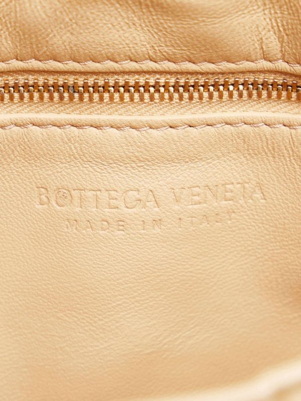 Bottega Veneta   Padded Cassette Chain two-way bag - Image 6