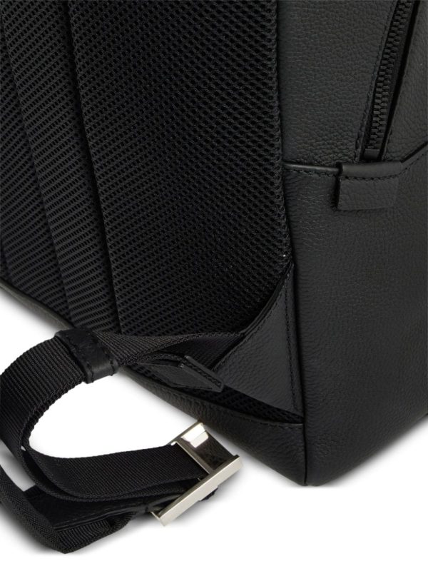 Ferragamo embossed-logo leather backpack - Image 6