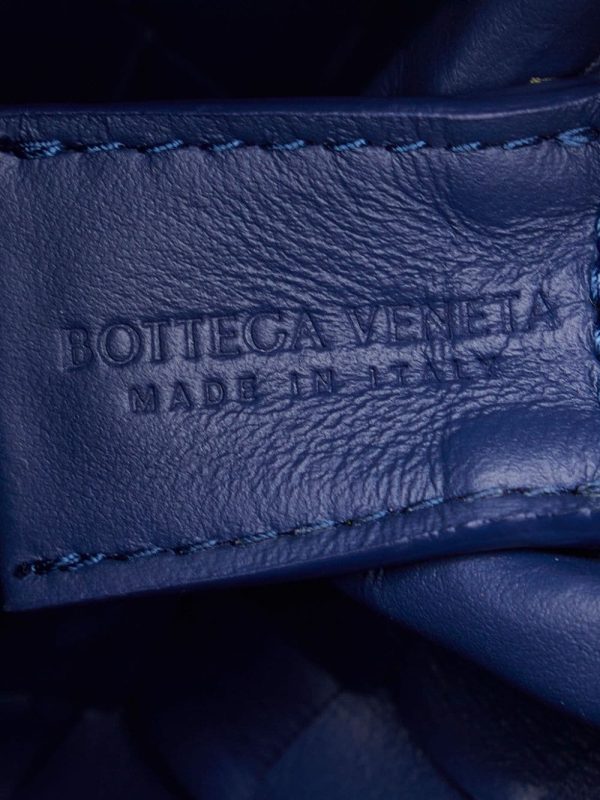 Bottega Veneta   mini Intrecciato Loop shoulder bag - Image 6