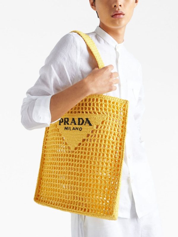 Prada woven-logo raffia tote bag - Image 7