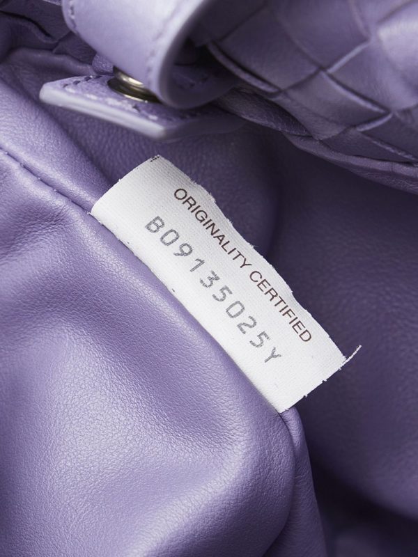 Bottega Veneta  Bulb Intrecciato shoulder bag - Image 7