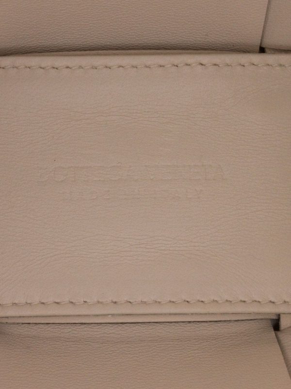 Bottega Veneta   Maxi Intrecciato mini Arco handbag - Image 7